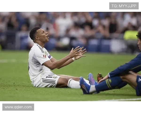 皇马对阵莱万特名单正式公布