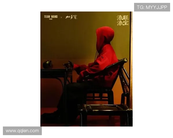 巴黎携王嘉尔推马年战袍法甲亮相